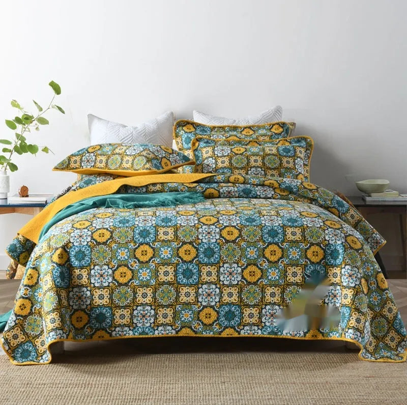 Pure cotton bedspread three-piece set with geometric pattern for a 1.8 m bed.