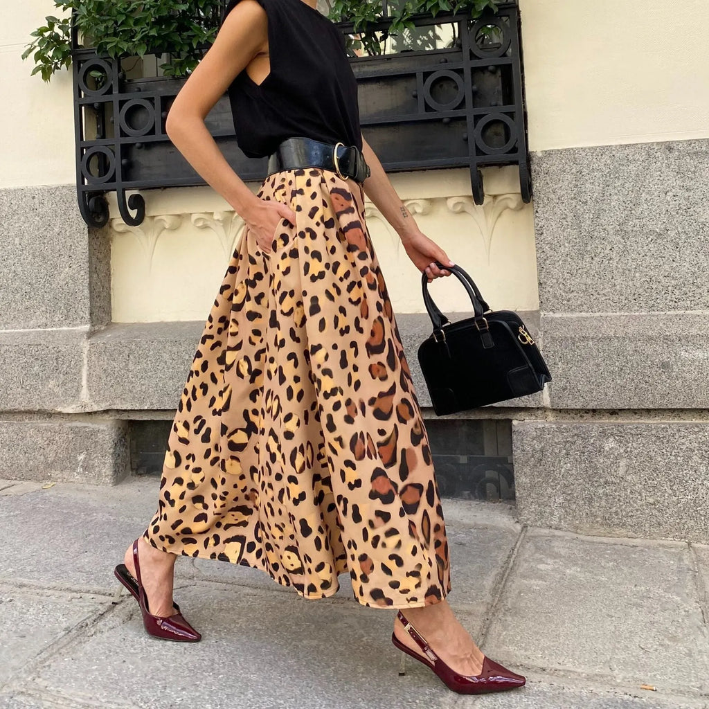 Brown leopard print women's A-line long skirt with big hem in Asian sizes