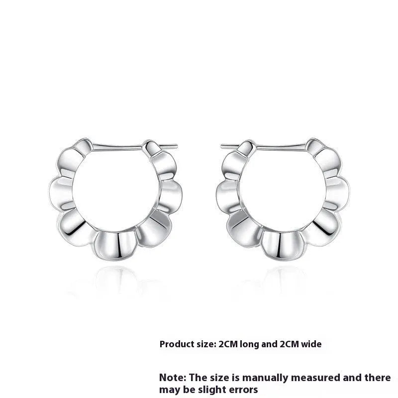 Sterling silver geometric earrings with round retro design and electroplated silver finish