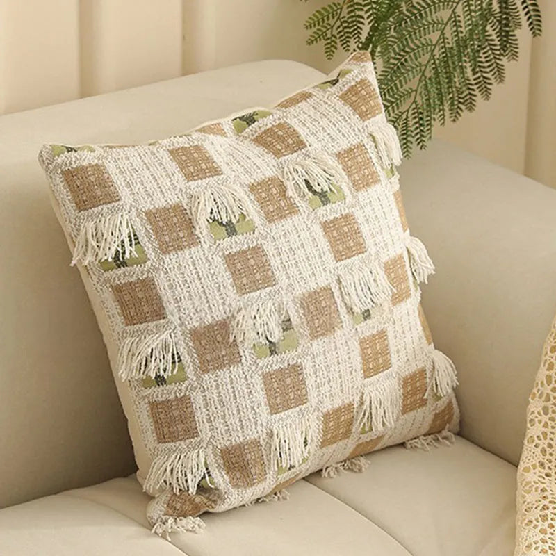 Square 45cm Jacquard woven cushion cover with a detailed retro floral pattern in Nordic style.