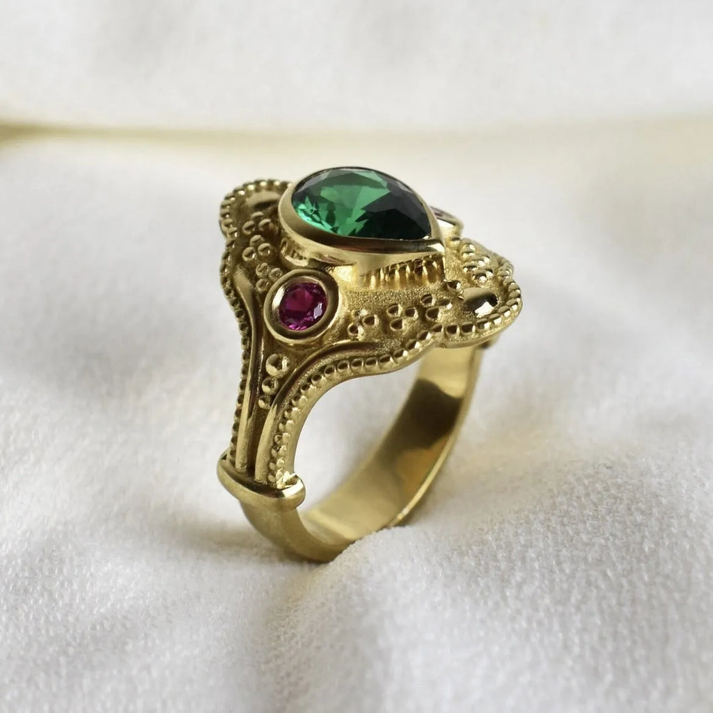Women's gold-plated geometric ring with electroplated finish showing golden lvzuan colour