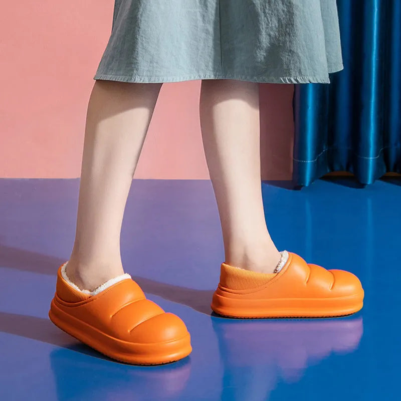 Couple cotton slippers in multiple colours with EVA waterproof construction and plush lining