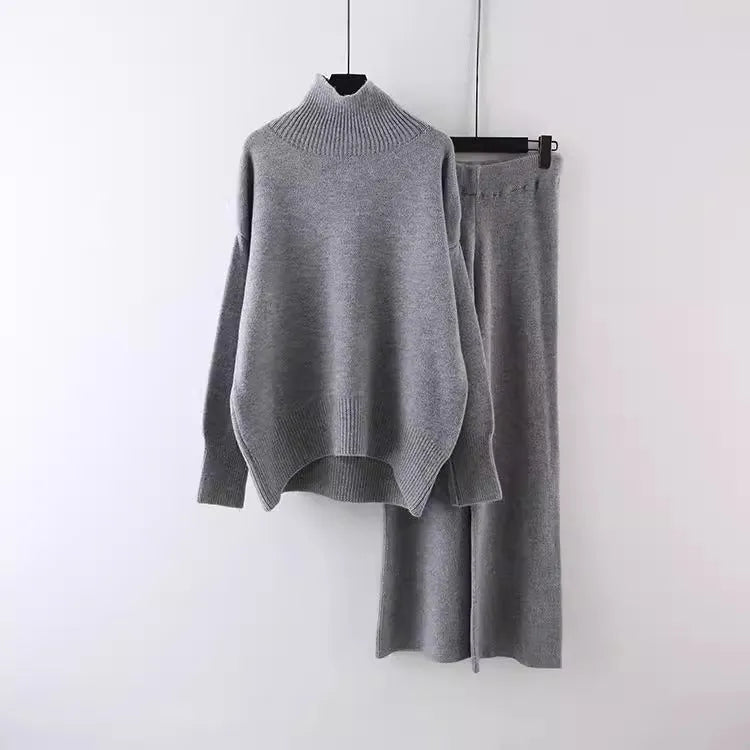Women's casual sweater and wide leg trousers two-piece set in solid colour