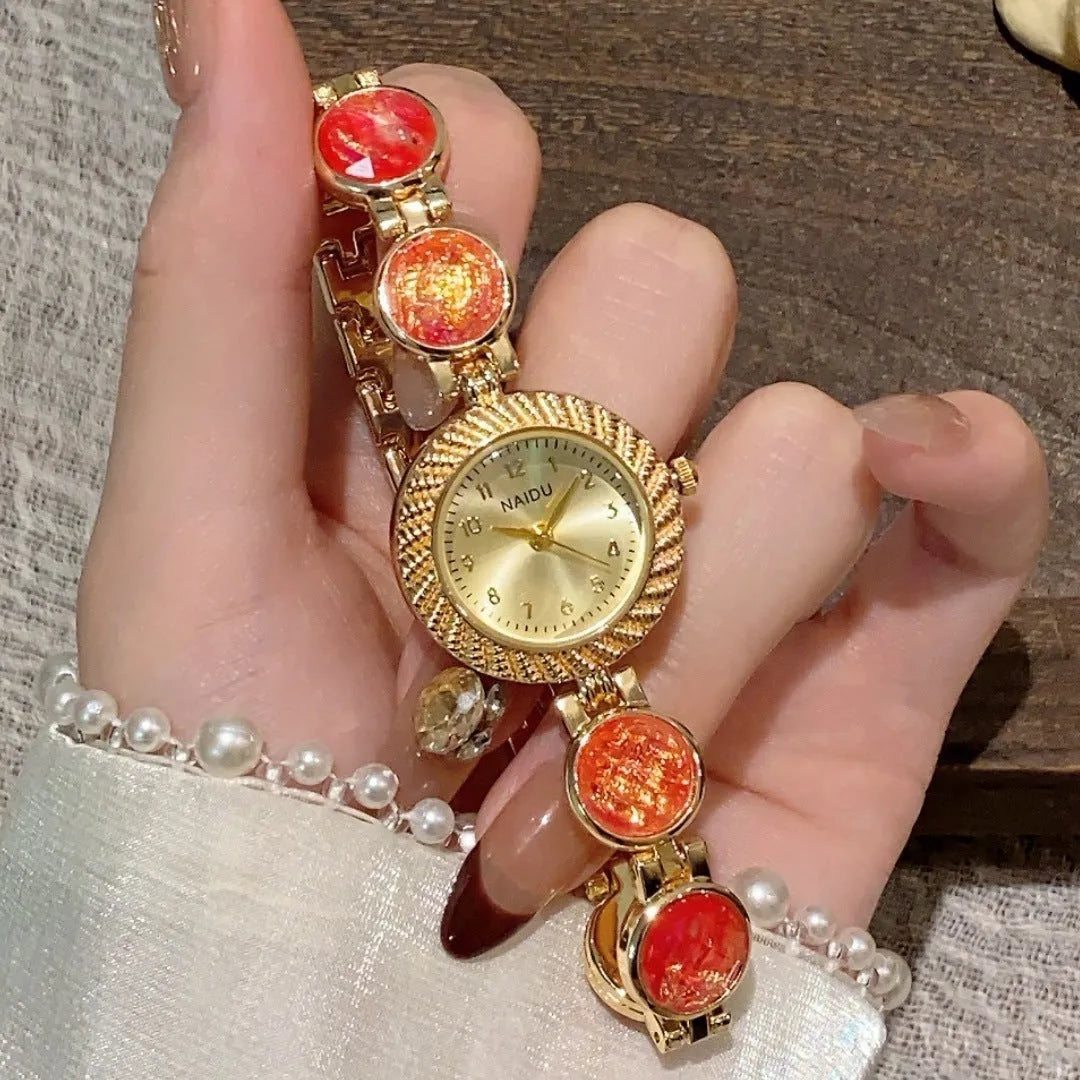 Women's quartz wristwatch with 25mm round dial and spiral crown in various colours