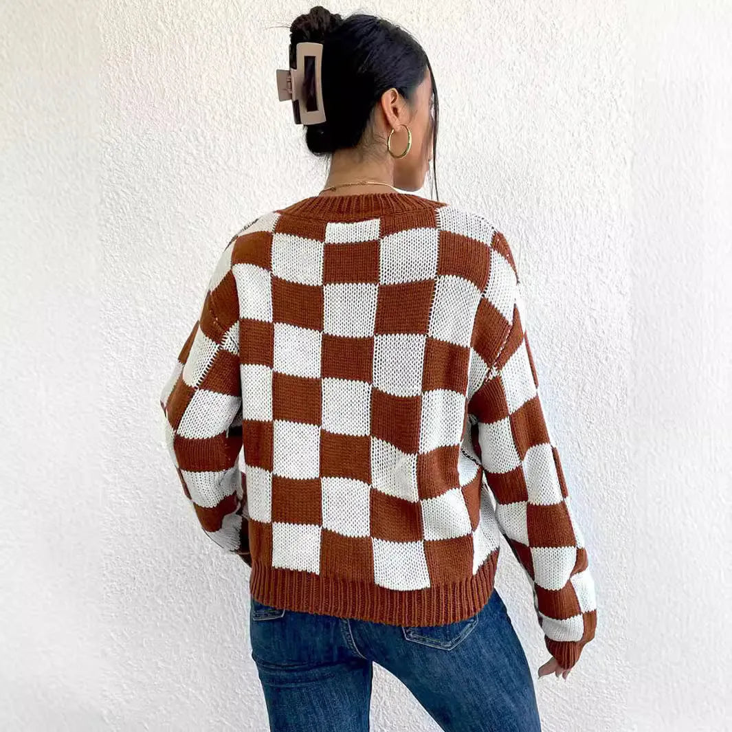 Dark brown chessboard plaid loose round neck pullover sweater with long sleeves
