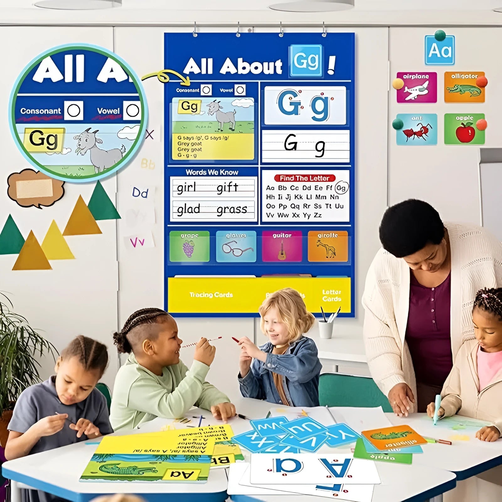 Alphabet learning chart with 156 educational cards arranged on 60x40cm surface