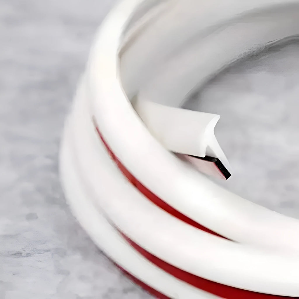 Black and white TPE rubber seal strip for automotive and machinery gap filling