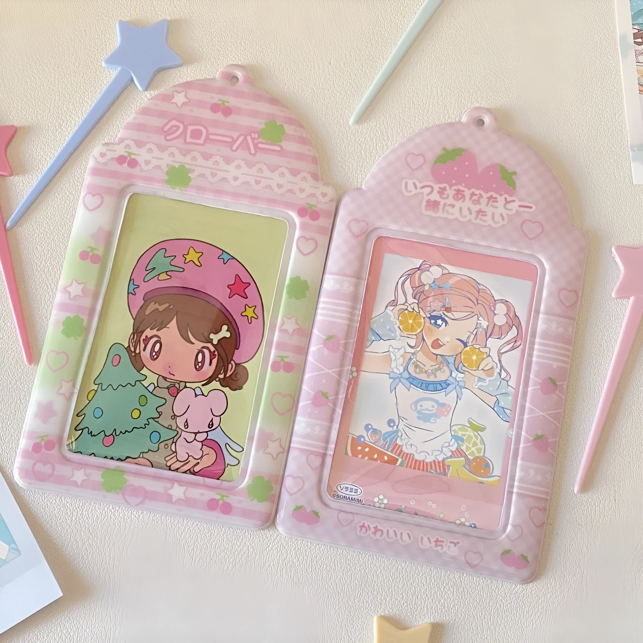 PVC meal card holder pendant with strawberry or four-leaf clover cartoon design