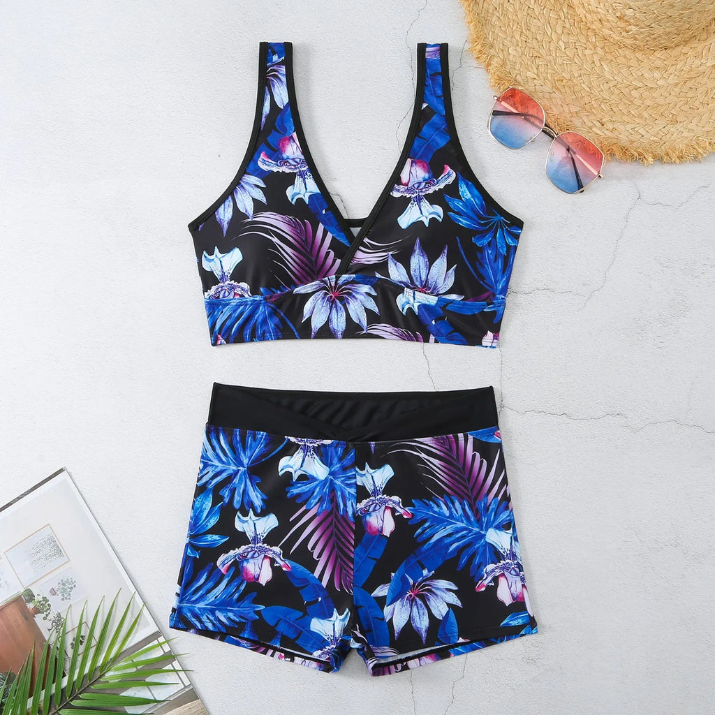 Women's two-piece swimsuit with printed boxer shorts in multicolour pattern