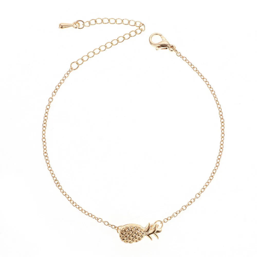 Alloy pineapple charm bracelet for women in gold or silver colour with adjustable clasp