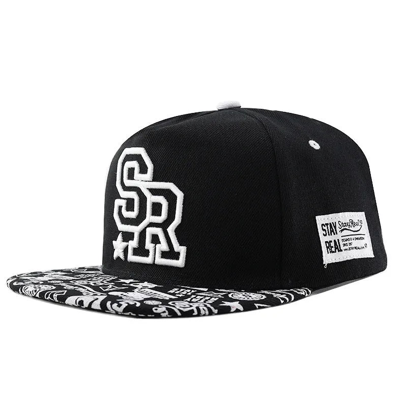 Cotton embroidered baseball cap with adjustable strap in black or white colours