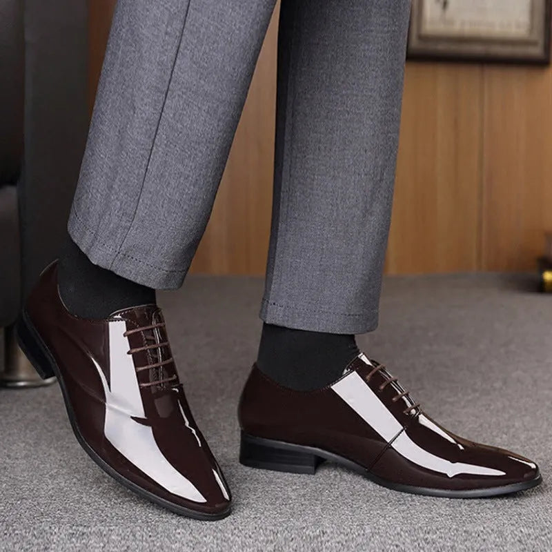 Men's black and brown formal business shoes with pointed toe design and artificial PU uppers