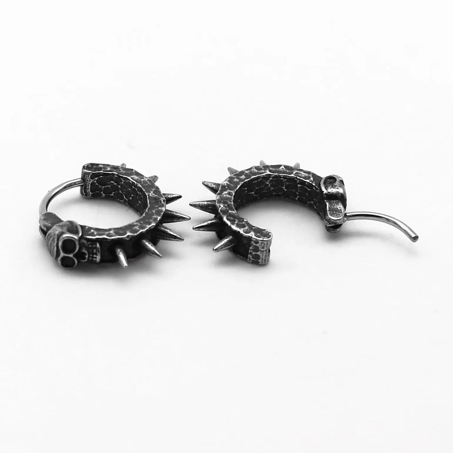 Black geometric motorcycle-themed punk drop earrings with chain details for men and women.