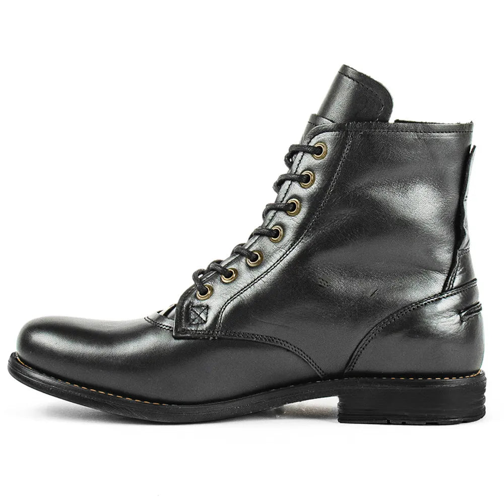 Men's black Knight Series leather ankle boots with a side zipper and low heel.