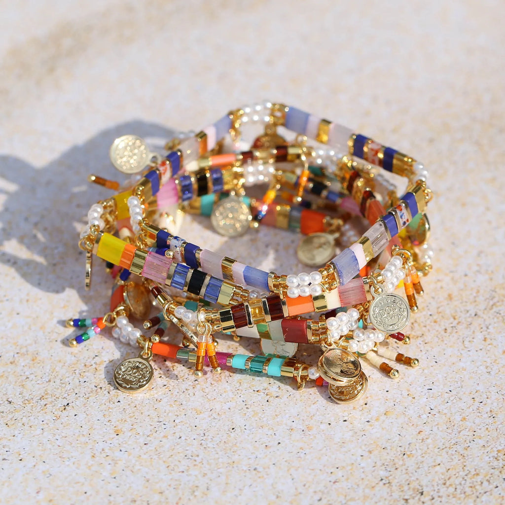 Women's manually crafted imitation pearl bracelet in European and American style with six colour options
