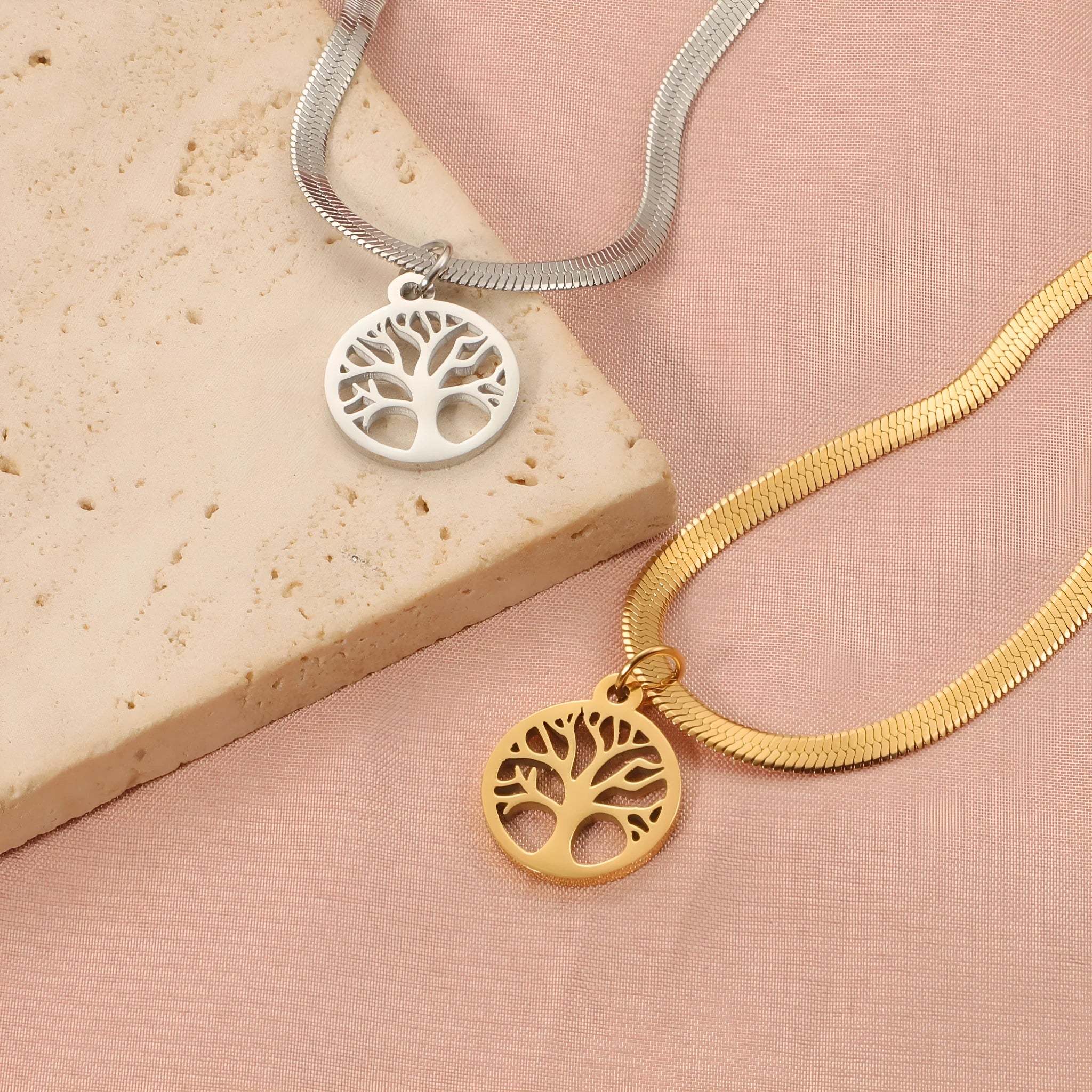 Stainless steel clavicle chain with titanium steel tree pendant, adjustable 51-60cm length