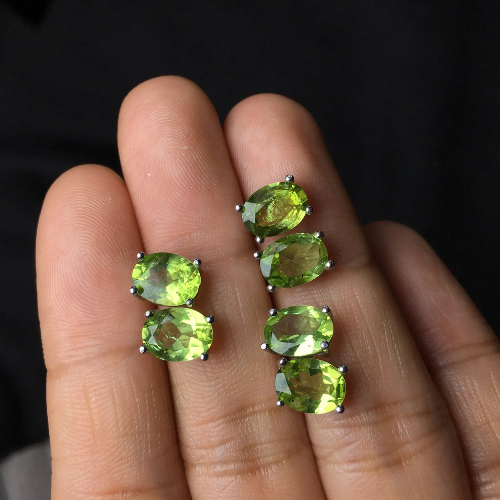 Natural olivine stud earrings in S925 silver with 6×8mm grass green faceted stones