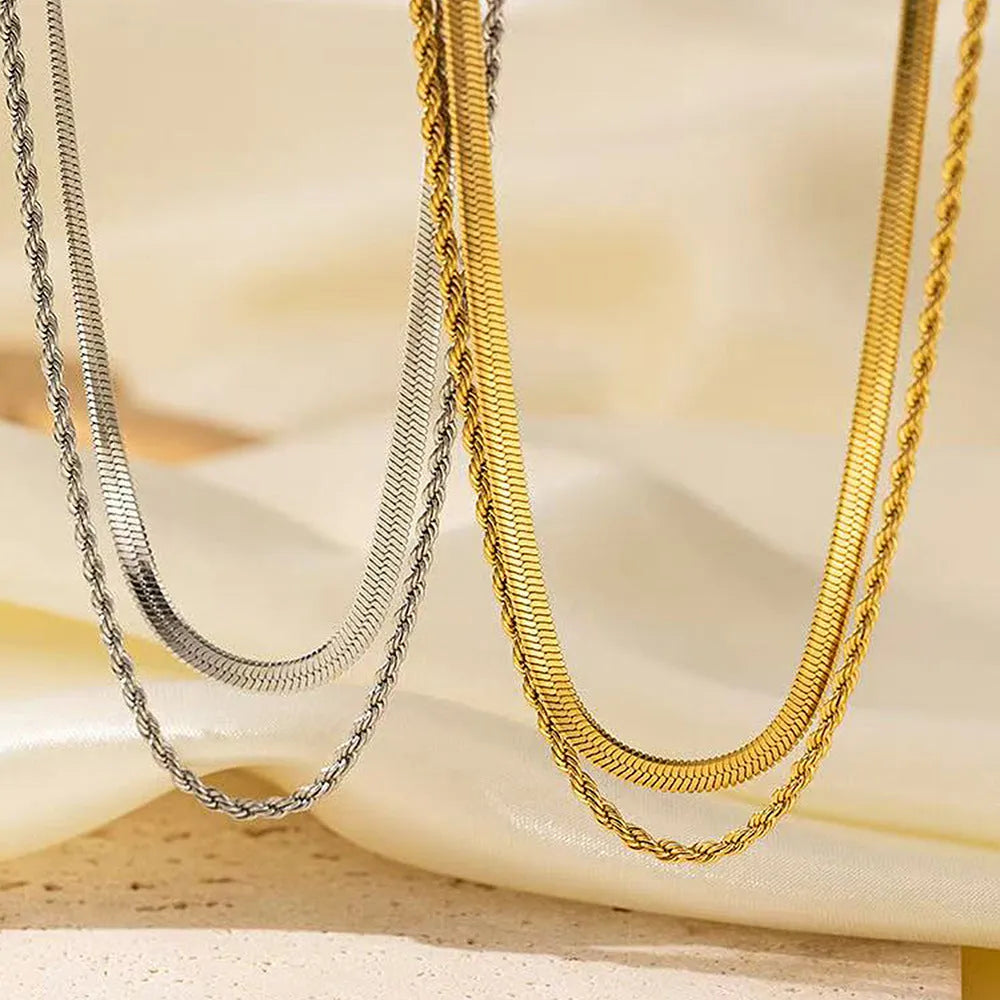 Women's retro double-layer twist necklace with geometric pendant on snake bones chain