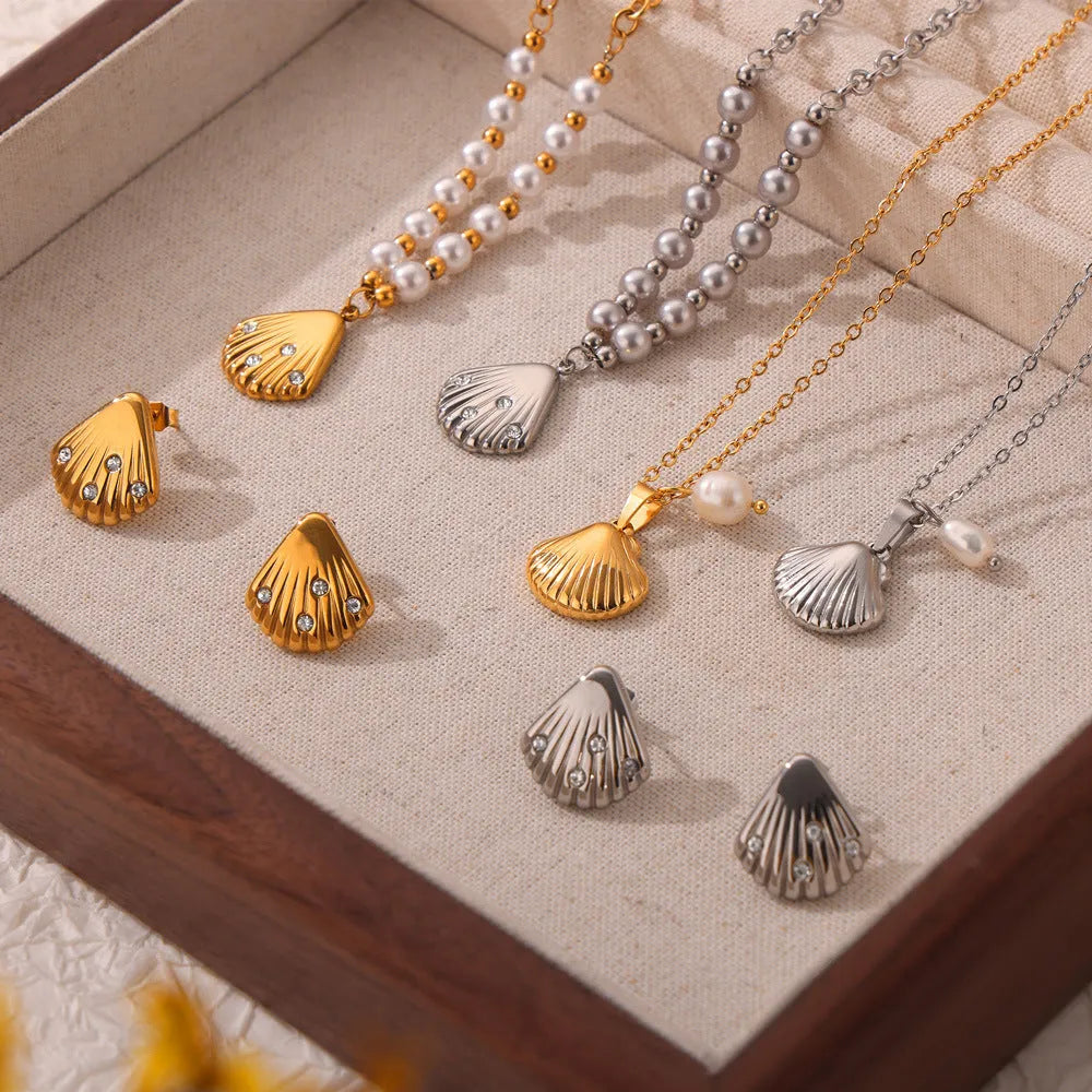 French vintage shell pendant necklace with freshwater pearl bead detail on O-chain