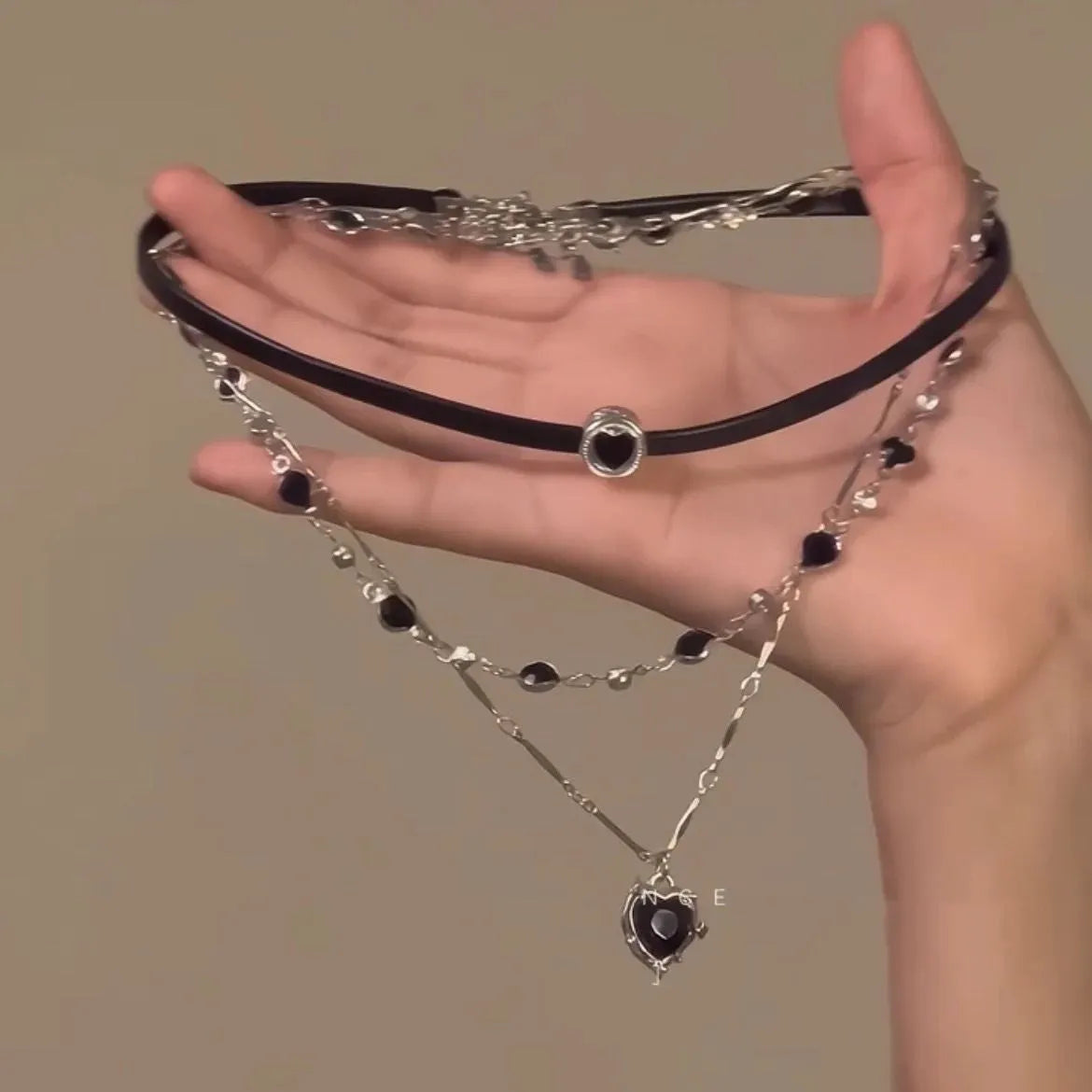 Women's leather and alloy heart-shaped multi-layer twin necklace with adjustable chain
