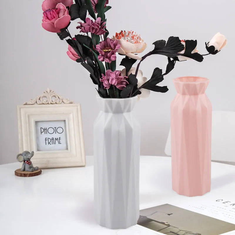 Drop-resistant melamine vase in grey, green, pink, or white for desktop or floor use.
