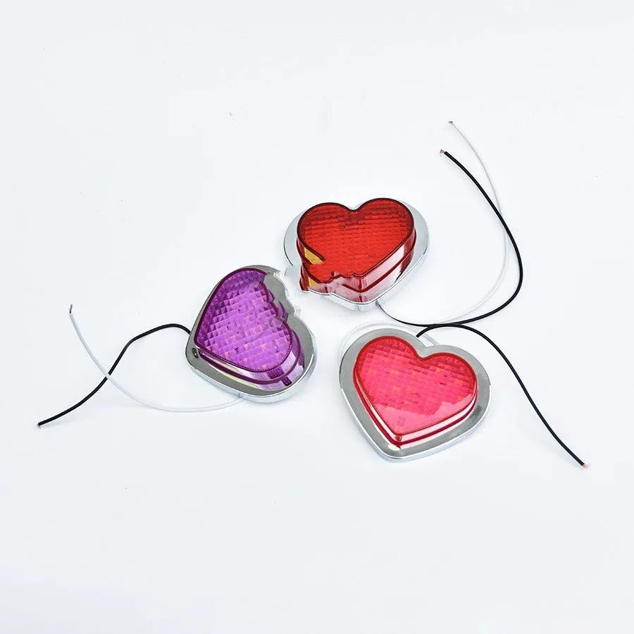 Red heart-shaped LED car sidelight for 12V vehicle fender mounting