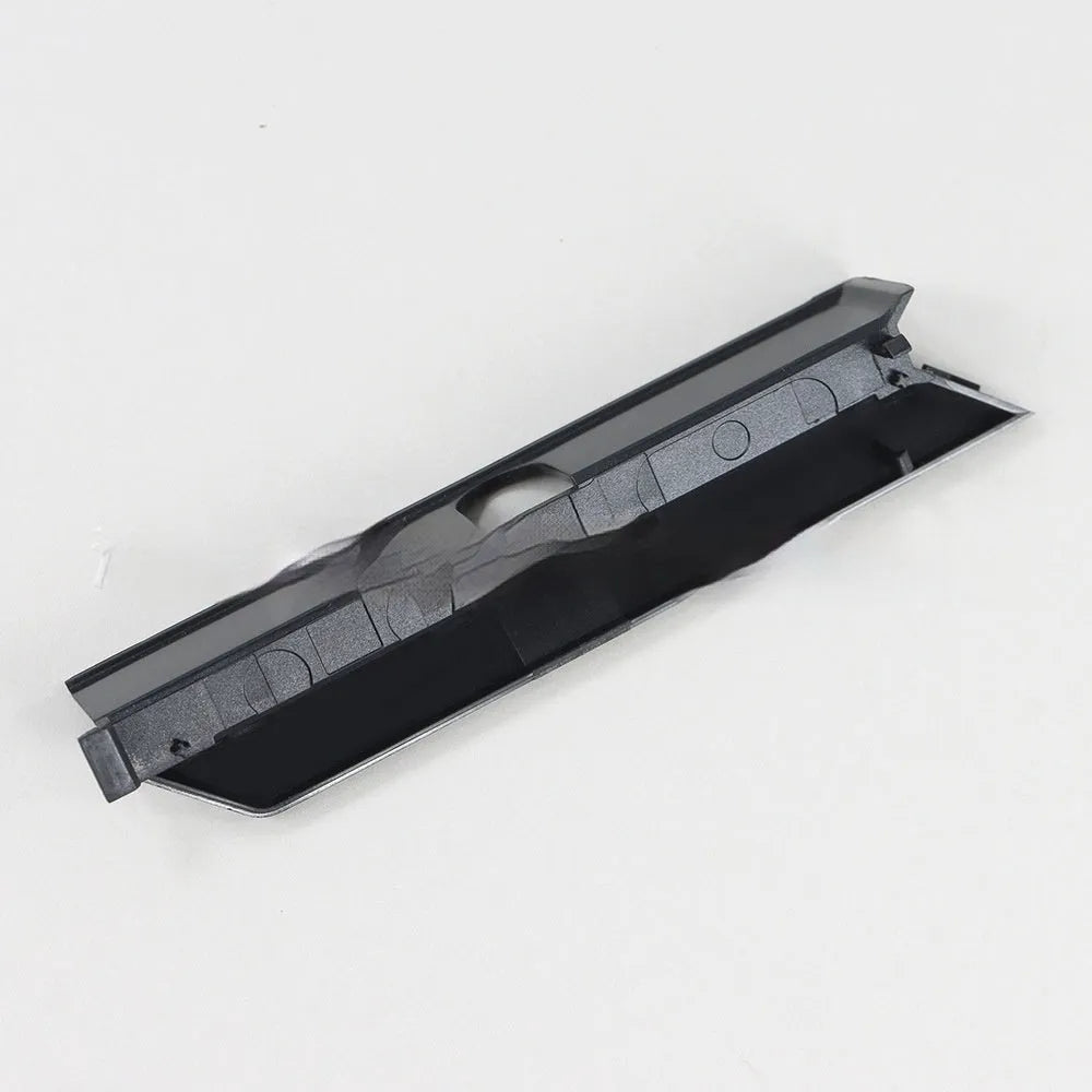 Black and white hard drive baffle disc cover for 3.5-inch PC storage drives