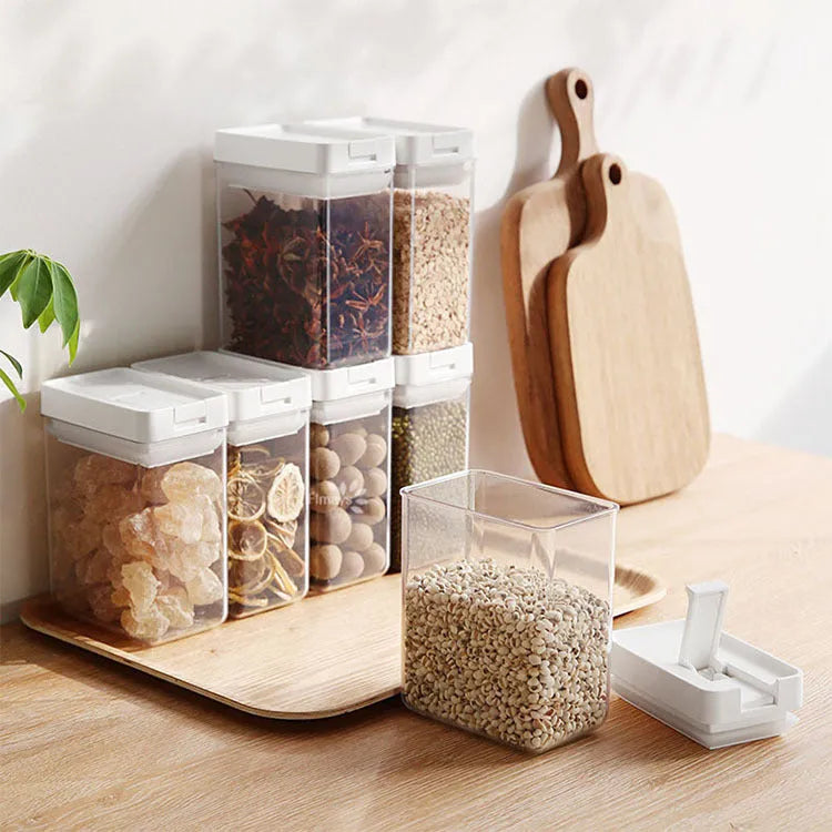 Transparent plastic food storage container with white lid for grains, showing 400ml capacity and clean Japanese design.