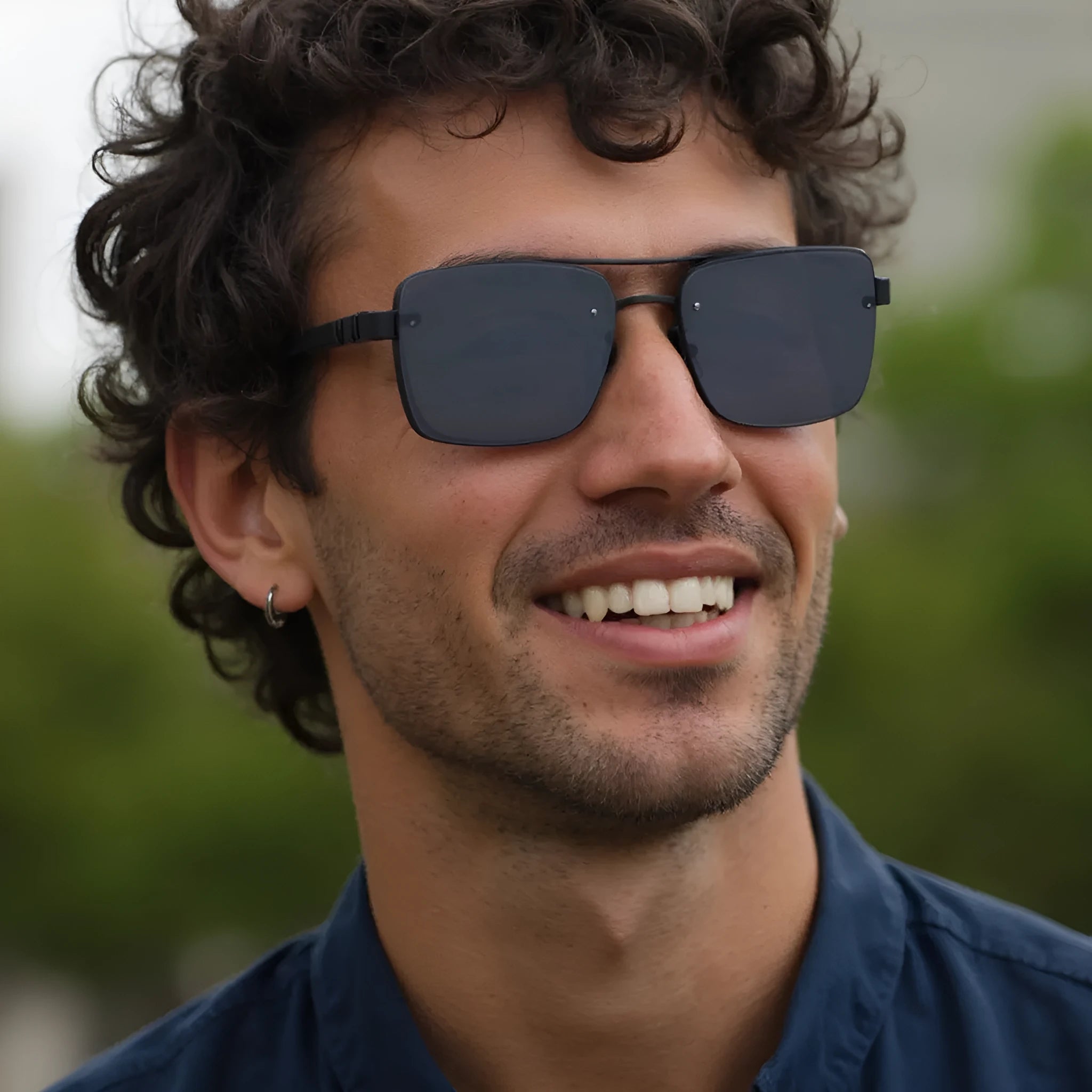Men's vintage sunglasses with UV protection PC lenses in various colour options.