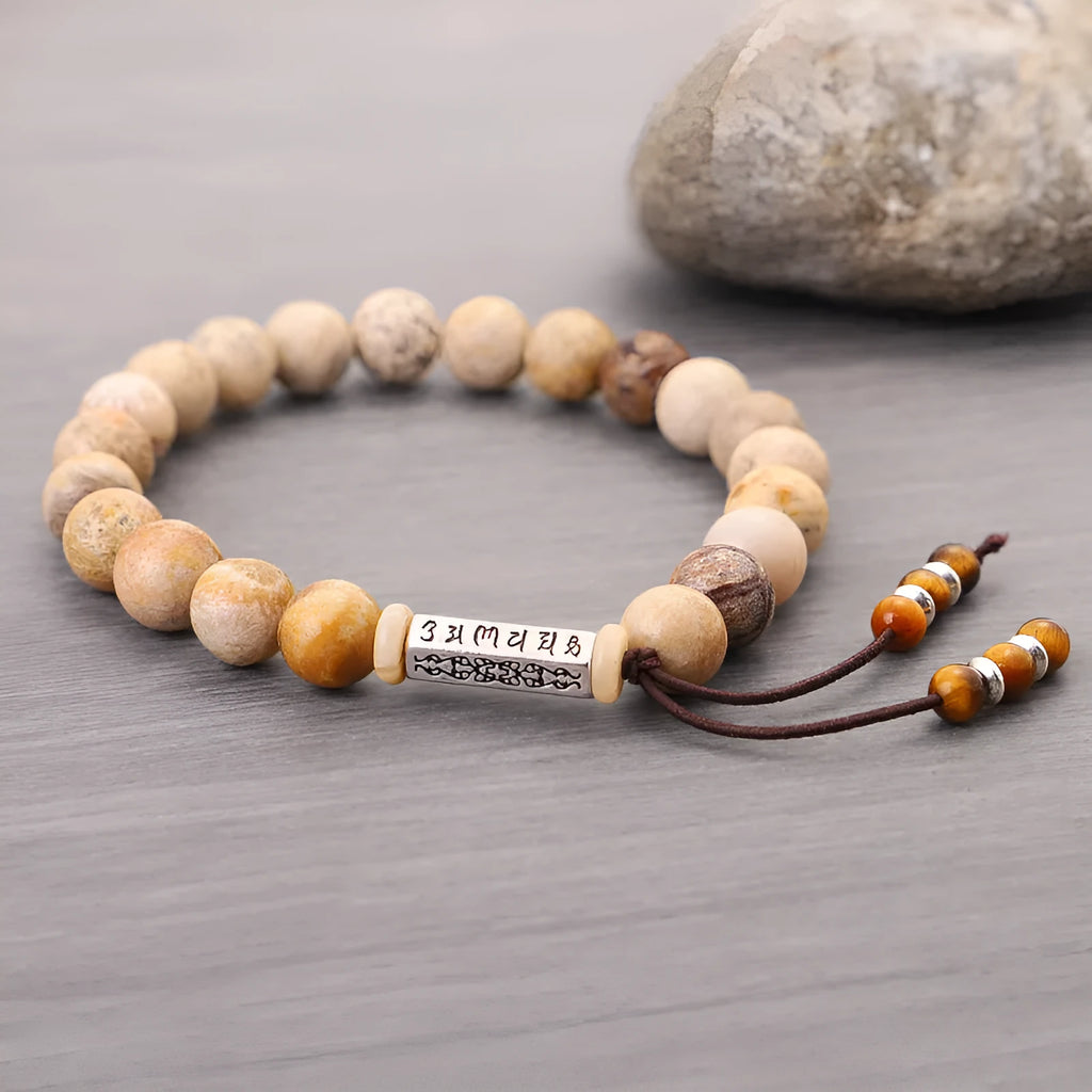 Handmade stone bead bracelet in wood colour with European American retro design