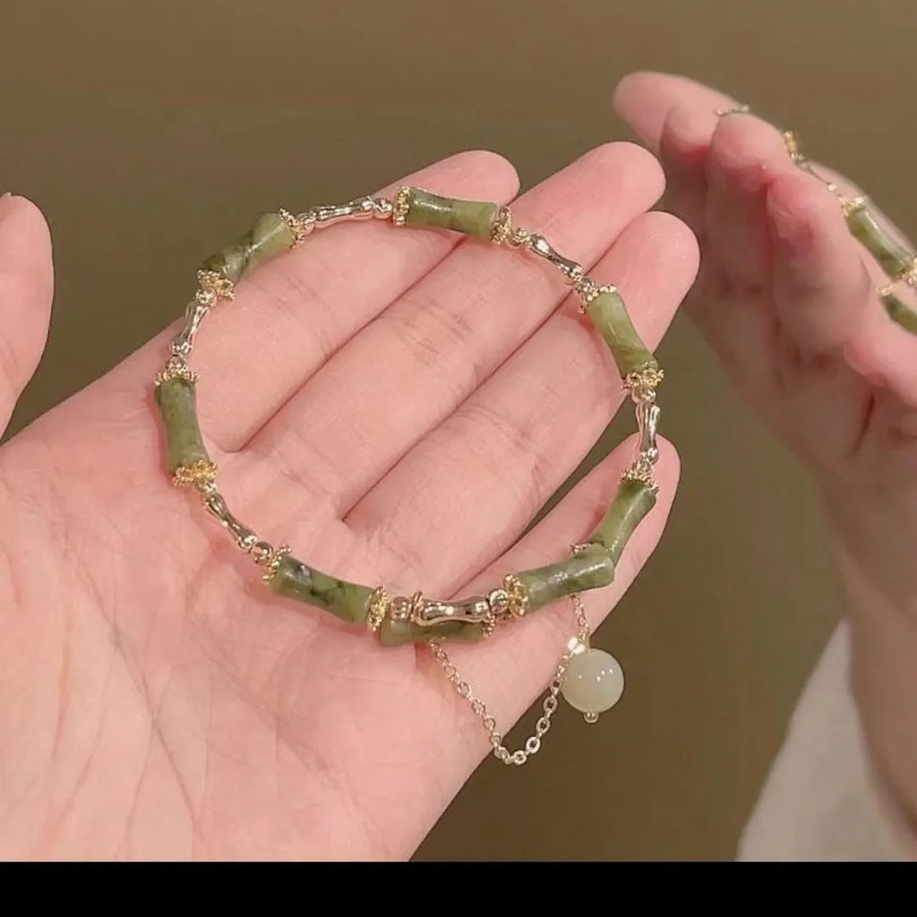 Women's bamboo beaded bracelet with coloured glaze in plum wine colour C208