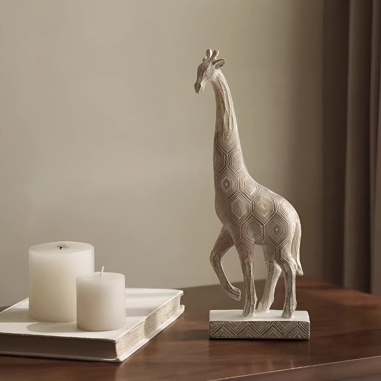 Wood-coloured synthetic resin giraffe ornament for home decoration.
