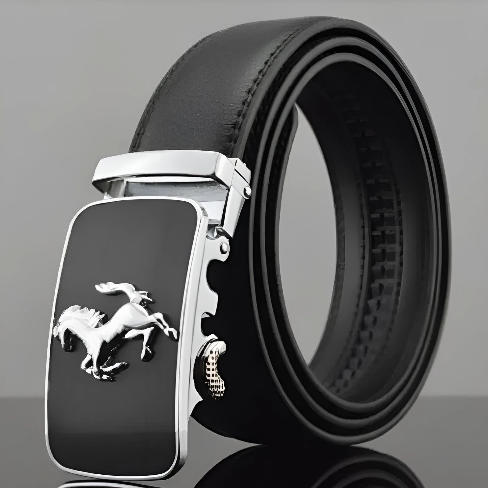 Men's automatic buckle leather belt in first layer cowhide with 3.5cm width and adjustable length