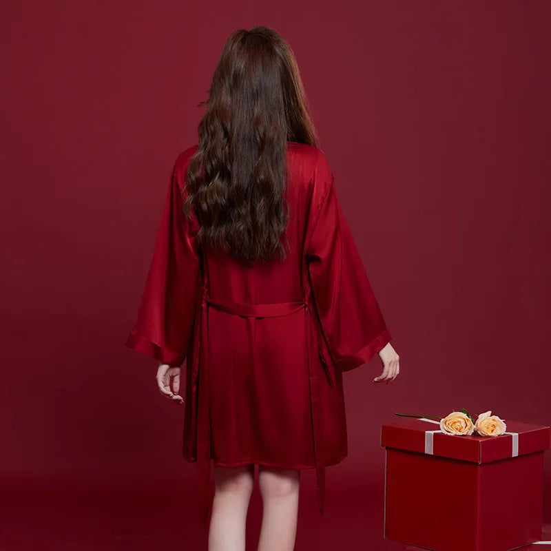 Red polyester pyjama set for men and women with long sleeves and trousers