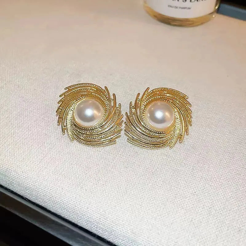 Vintage pearl flower earrings with irregular design and electroplated alloy construction