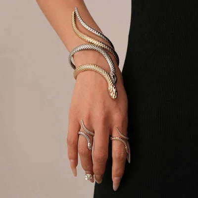 Gold twisted winding snakes design opening ring bracelet 2-piece jewellery set