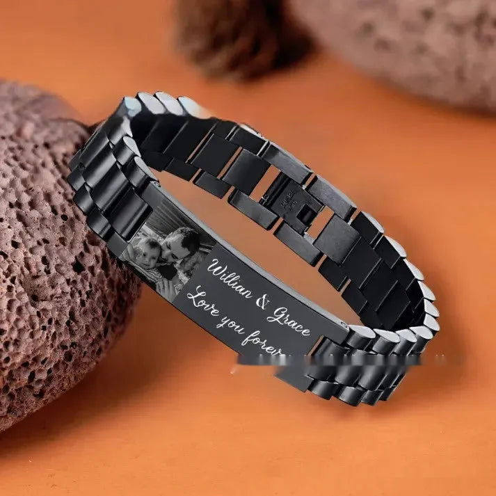 Titanium steel men's bracelet with curved heart shape and electroplated black lettering in gift box