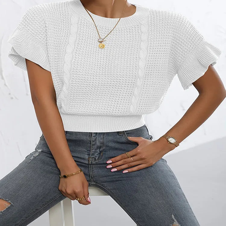 Knitted pullover sweater with twisted string pattern and ruffled short sleeves in loose fit