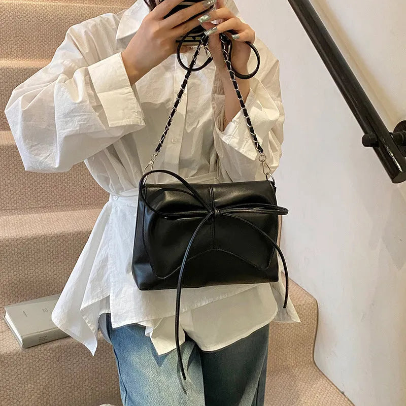 Women's underarm crossbody bag in horizontal square shape with large capacity design