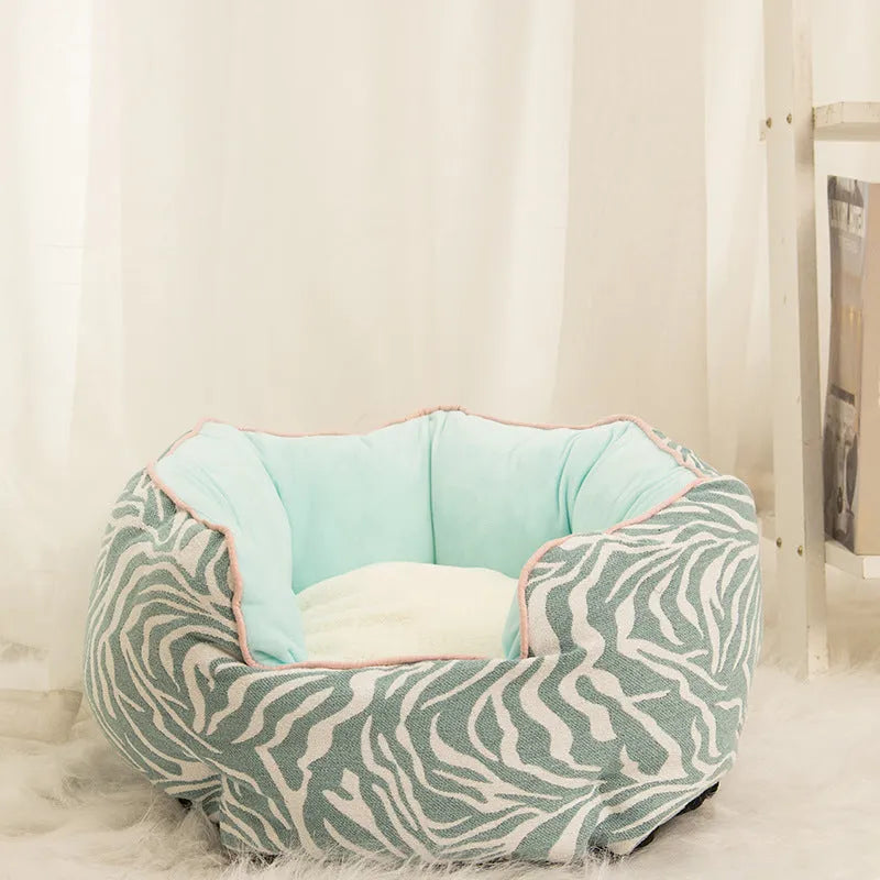 Octagonal pet kennel bed with removable mats in soft wool point design