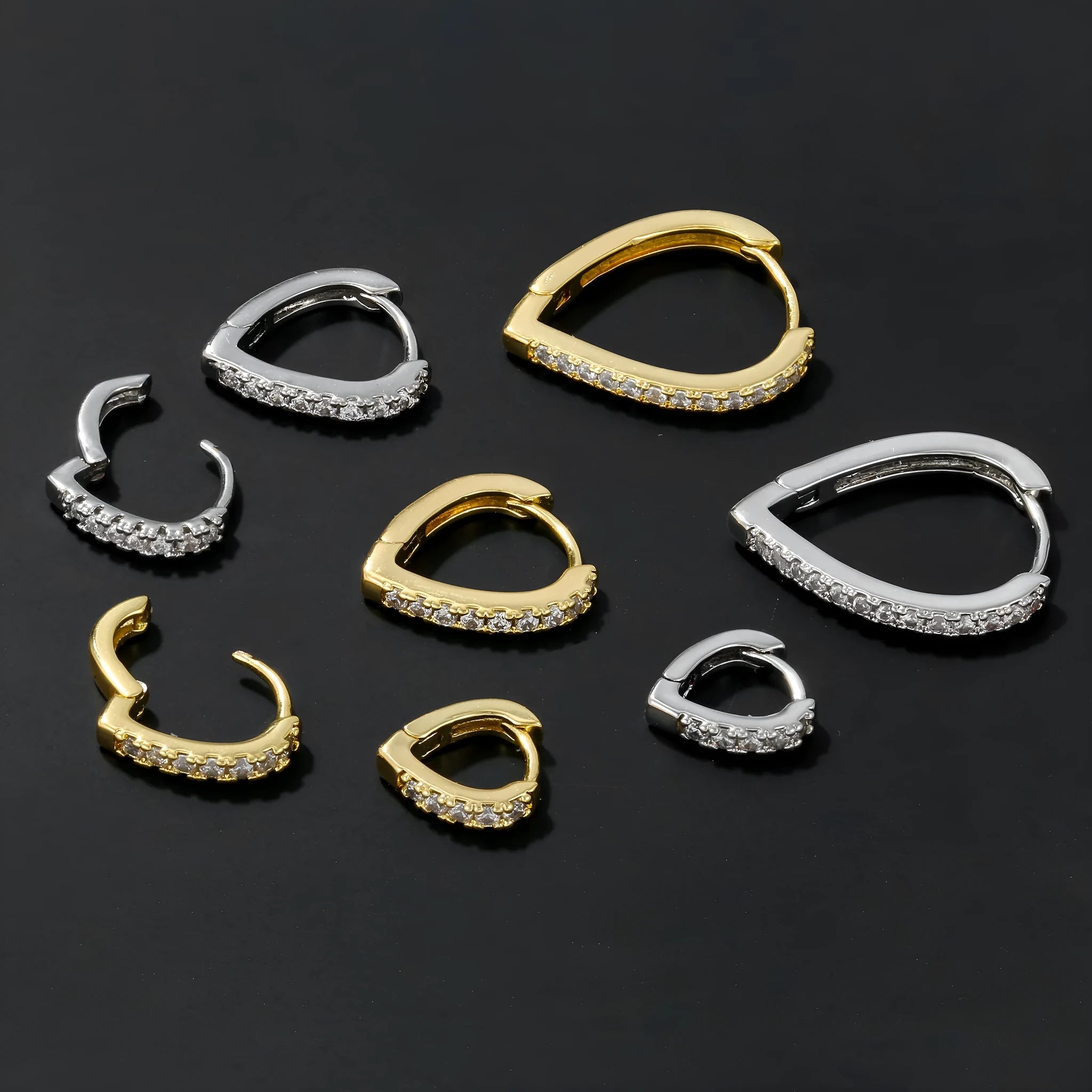 Geometric heart-shaped copper ear clip with electroplated gold finish