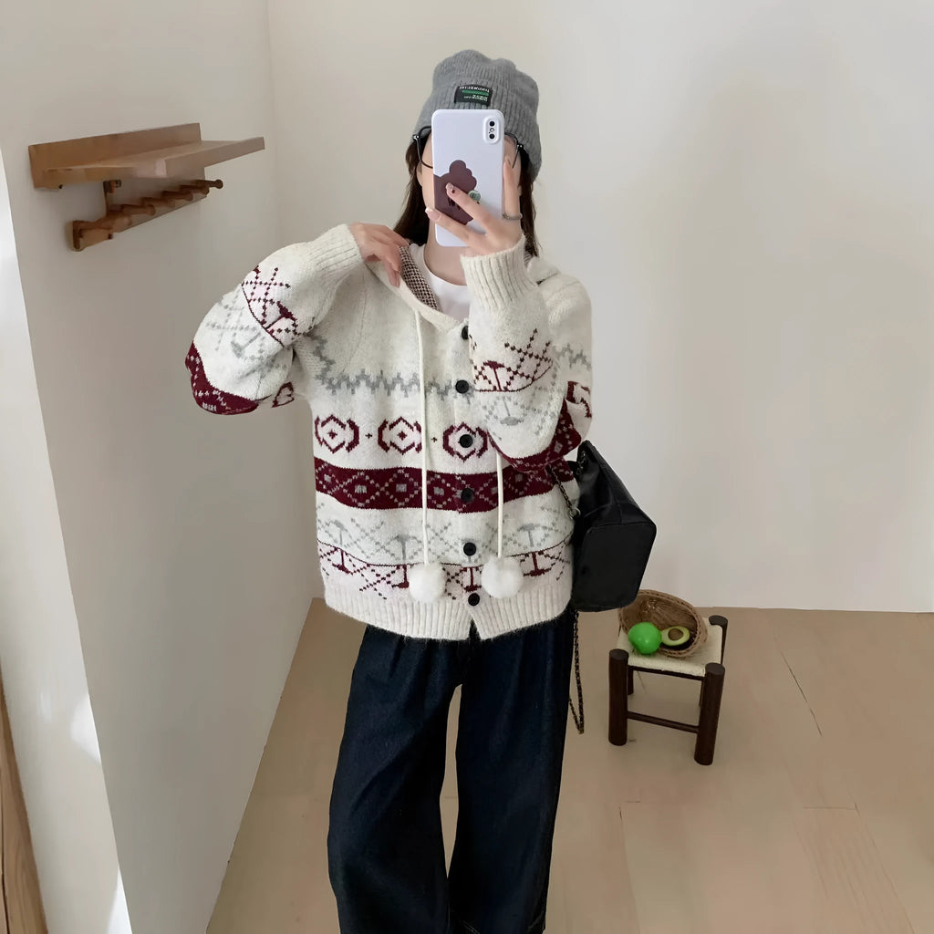 Women's geometric pattern brocade acrylic sweater coat in loose fit free size