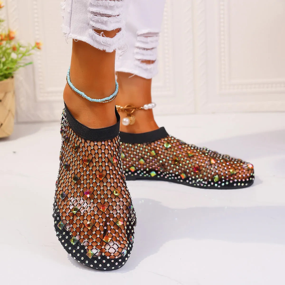 Women's flat sandals with mesh upper and colourful rhinestone decoration, round toe design