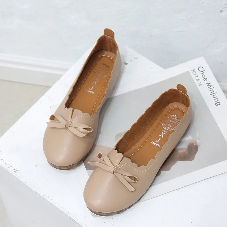 Korean style shallow mouth pumps in white and apricot, flat low heel 1-3cm, round toe, sizes 35-40