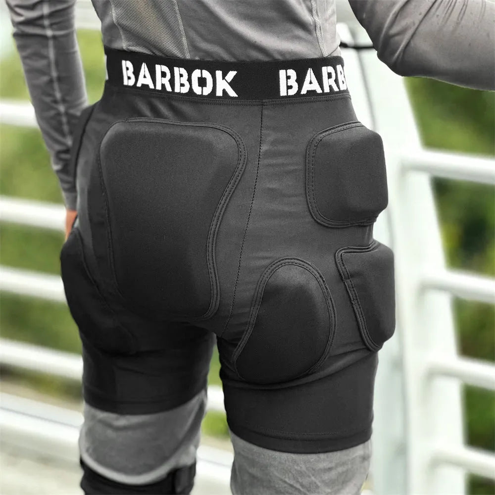 Black adult hip protection pad with NBR foam for roller skating and skateboarding safety.