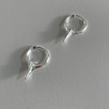Geometric star-shaped ear clip for women with electroplated copper construction and platinum colour option