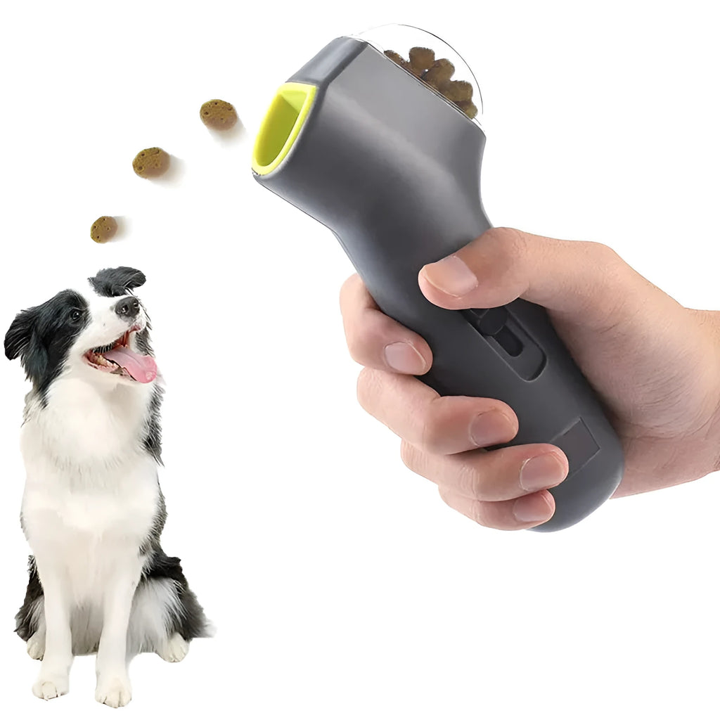 Grey pet snack catapult launcher measuring 18cm with spring trigger for dog and cat training