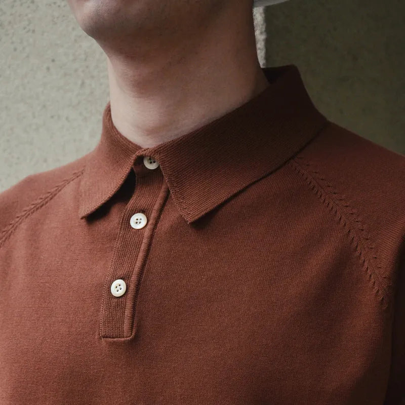 Knitted cotton short-sleeved t-shirt in slim fit with solid colour pattern