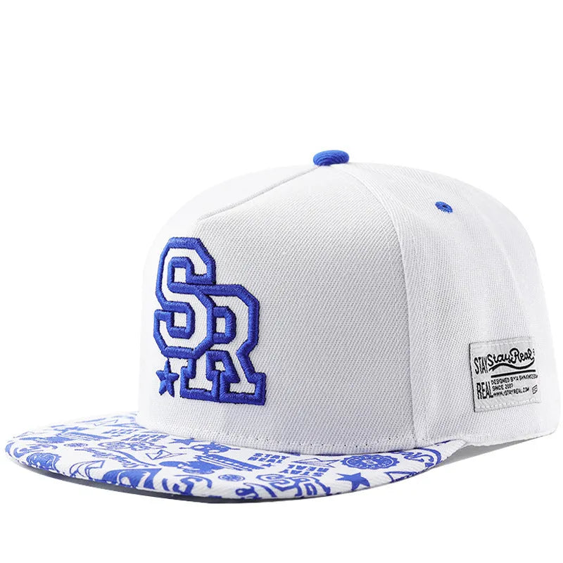 Cotton embroidered baseball cap with adjustable strap in black or white colours