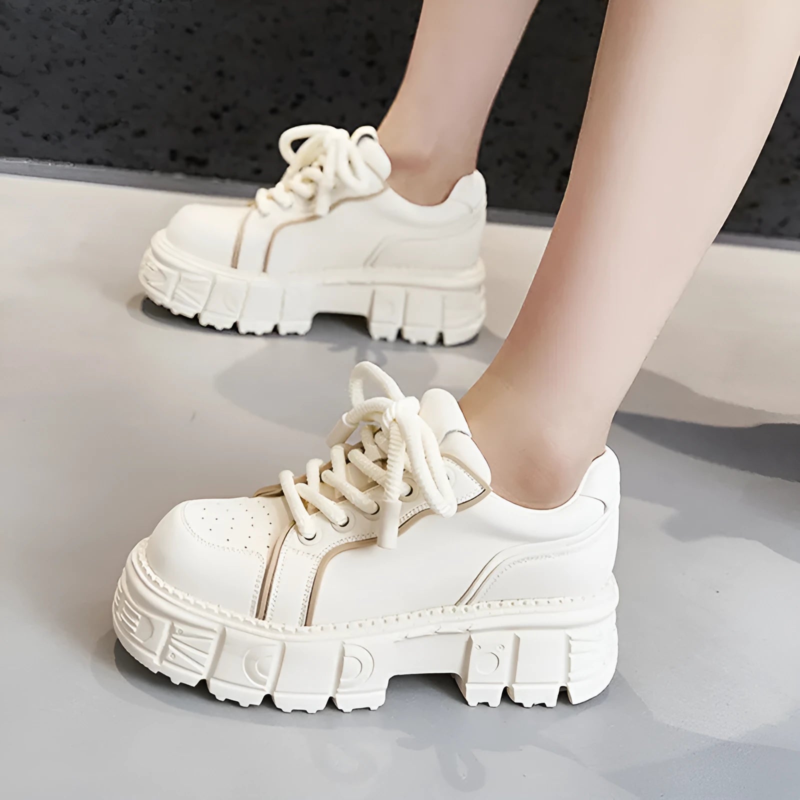 Women's beige and pink leather loafers with solid colour design and foam rubber soles